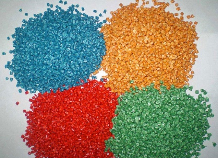 塑料筛选设备 色选机在塑料行业的应用(图1)